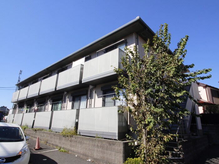 物件外観写真1　(エントランス部分)