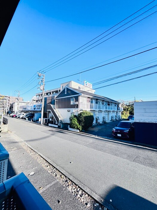 物件内観写真20　(室内からの展望)