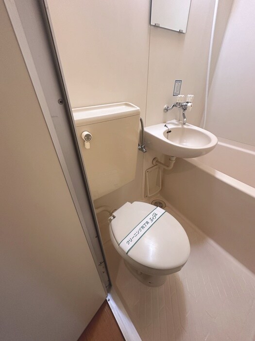 物件内観写真14　(トイレ)