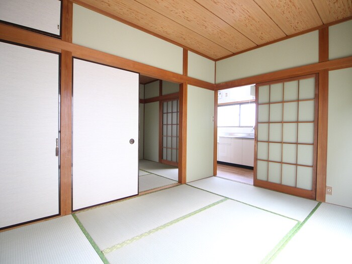 物件内観写真6　(居室)