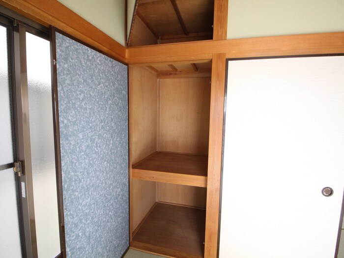 物件内観写真15　(収納)