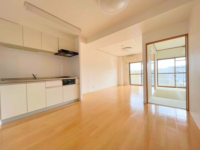 物件内観写真8　(居室)