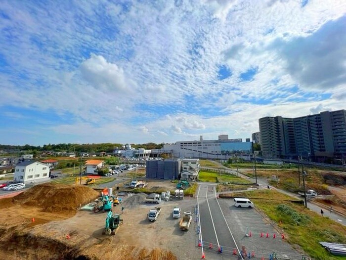 物件内観写真9　(玄関)