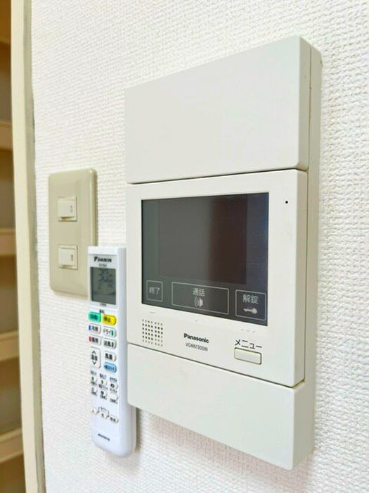 物件内観写真16　(廊下)