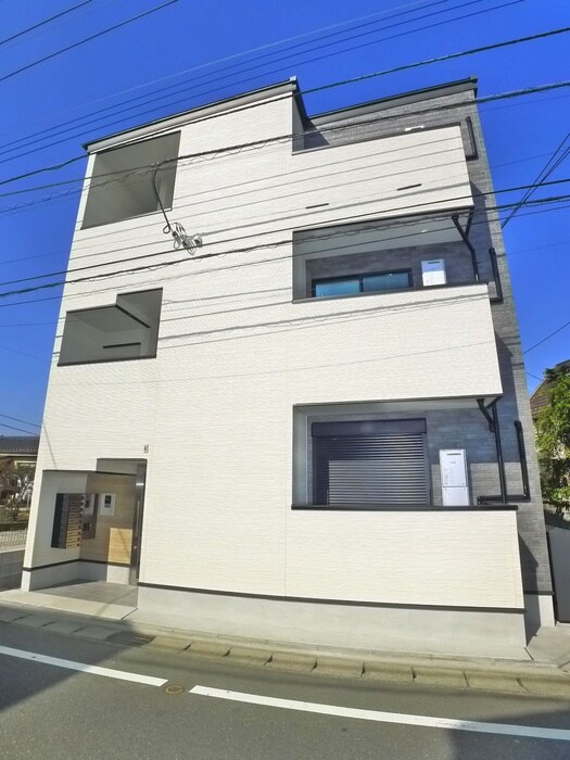 物件外観写真2　(外観写真)