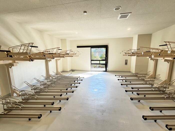 物件外観写真5　(駐輪場)