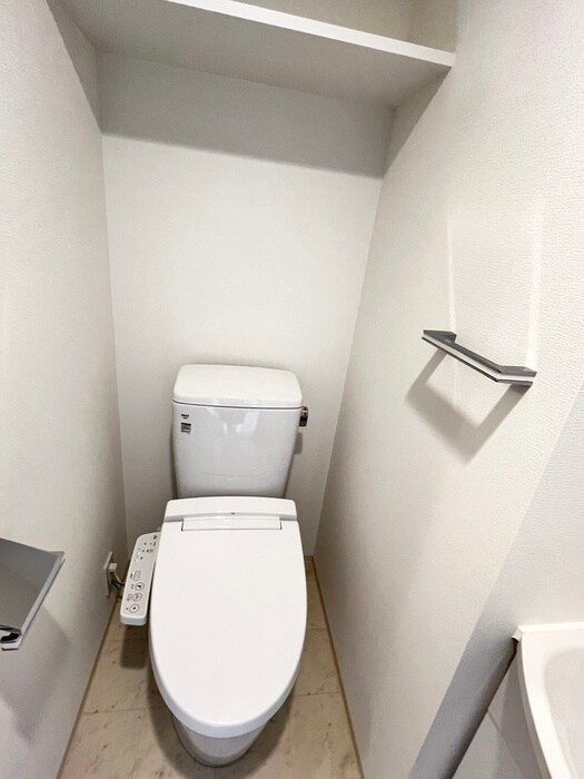 物件内観写真14　(トイレ)