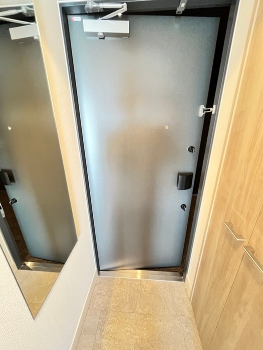 物件内観写真17　(玄関)