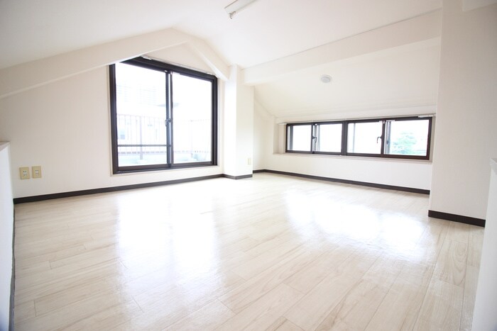 物件内観写真12　(居室)