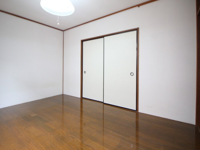 物件内観写真18　(居室)