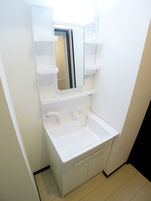 物件内観写真13　(洗面)