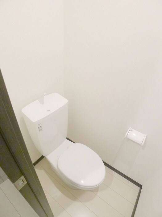 物件内観写真14　(トイレ)