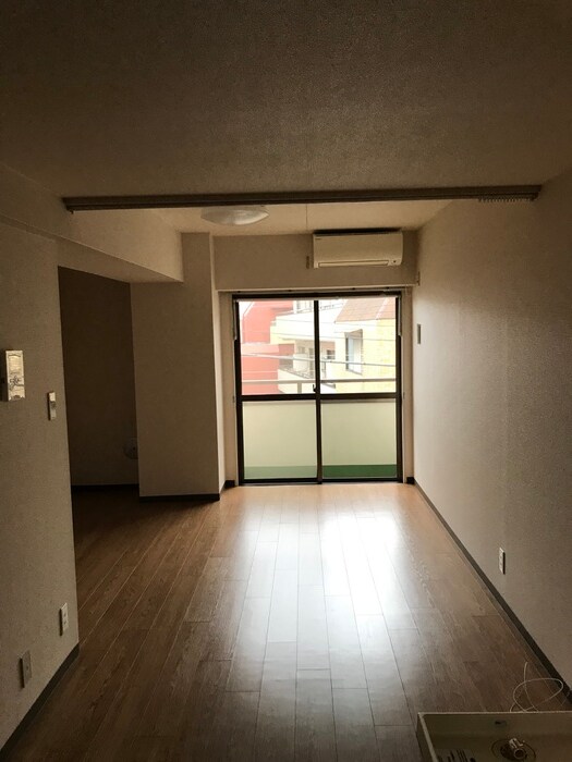 物件内観写真22　(居室)