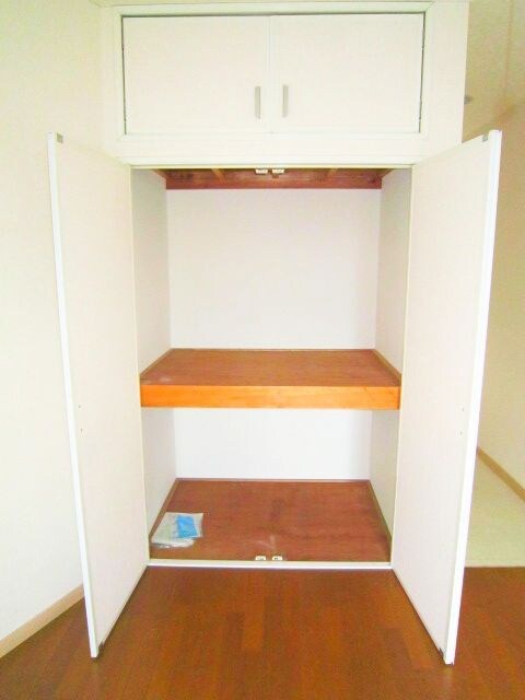 物件内観写真7　(収納)