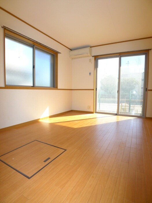 物件内観写真12　(内観写真)