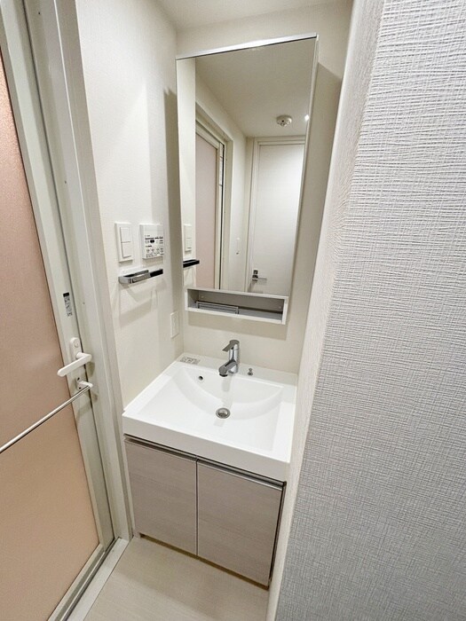 物件内観写真12　(洗面)