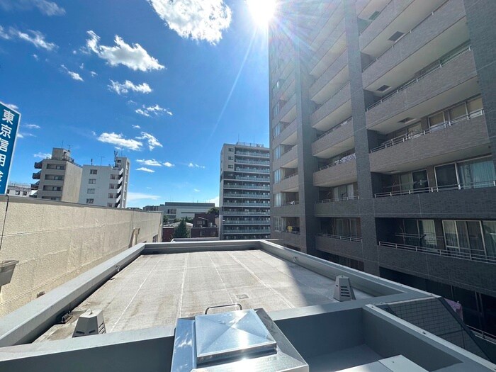 物件内観写真16　(室内からの展望)