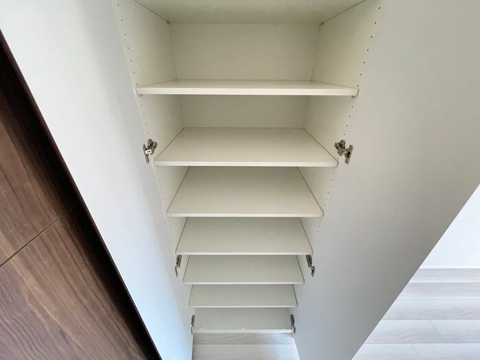 物件内観写真18　(収納)