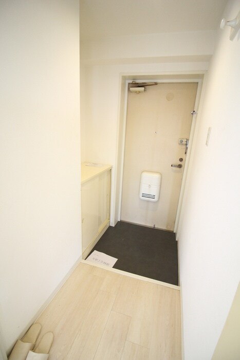 物件内観写真19　(玄関)