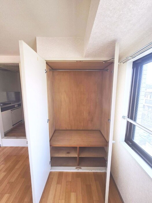 物件内観写真8　(収納)