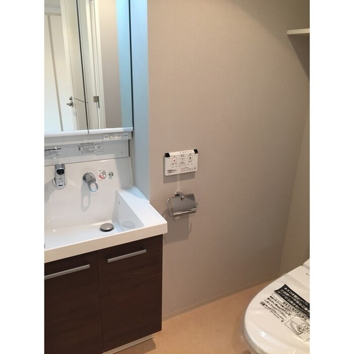 物件内観写真11　(洗面)