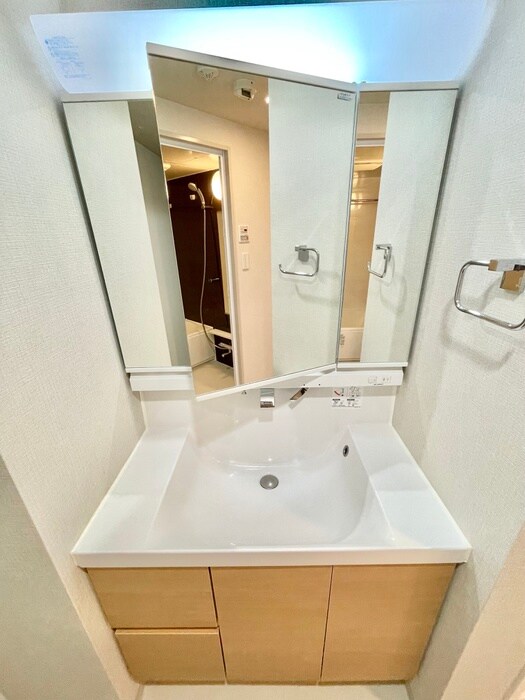 物件内観写真13　(洗面)