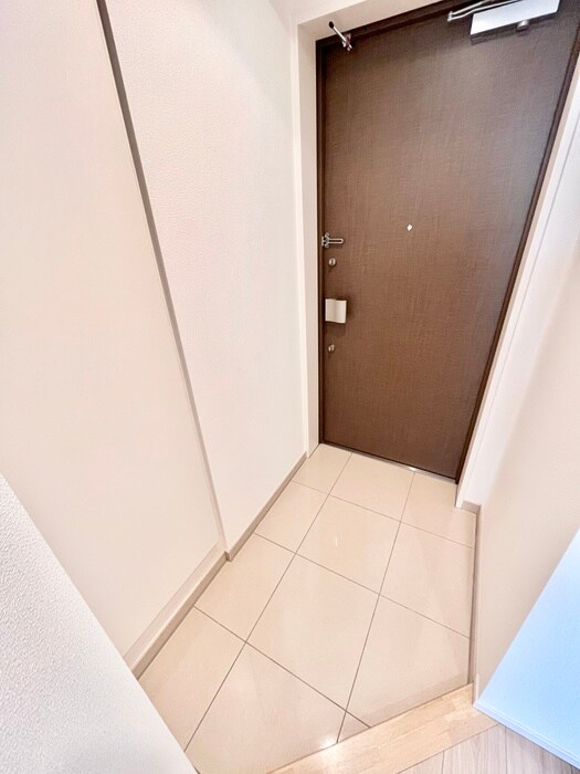 物件内観写真14　(玄関)