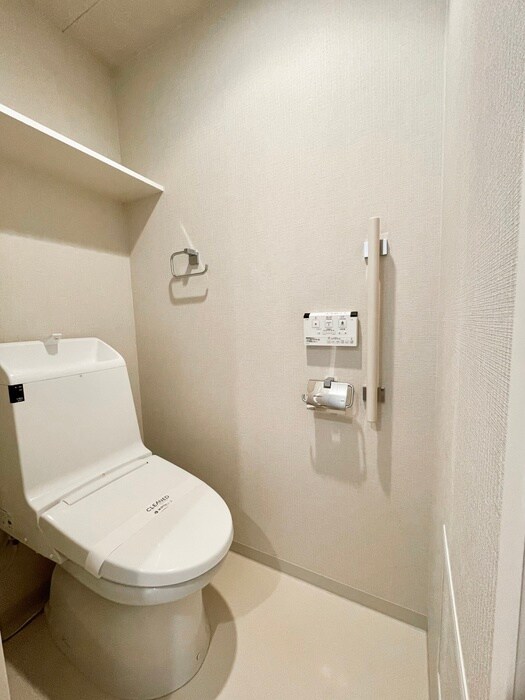 物件内観写真14　(トイレ)