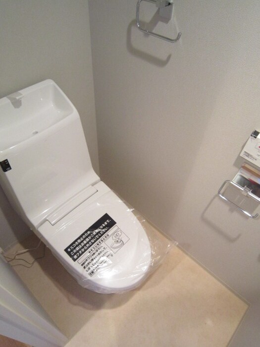 物件内観写真17　(トイレ)