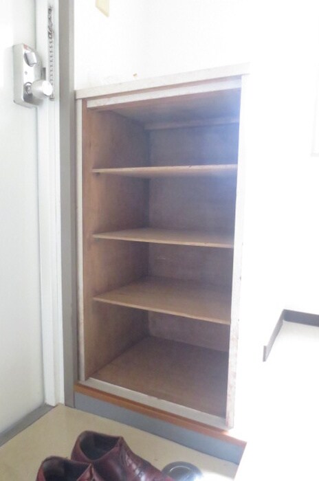 物件内観写真16　(靴箱)