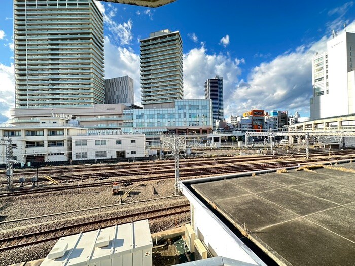 物件内観写真21　(室内からの展望)