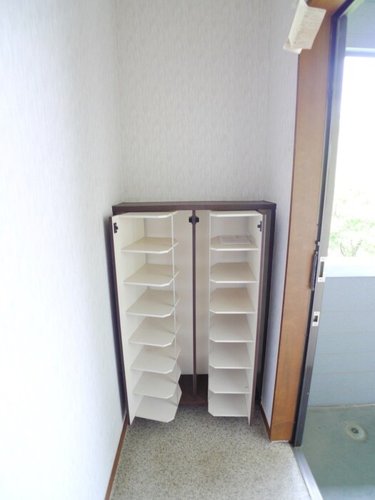 メゾントレゾアの玄関