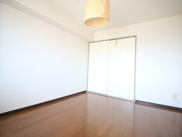 物件内観写真6　(居室)