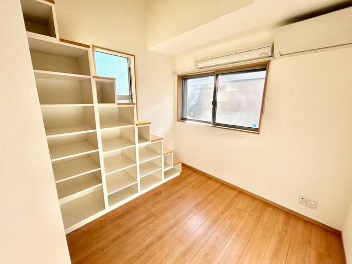 物件内観写真7　(居室)