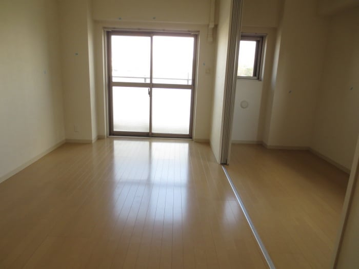 物件内観写真11　(居室)