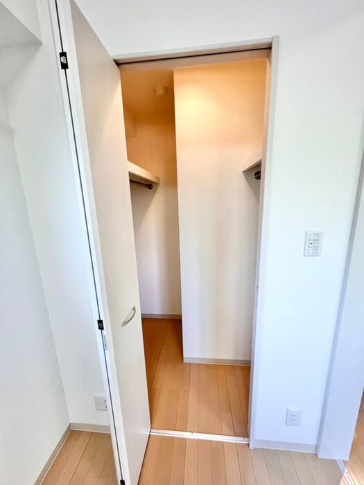 物件内観写真11　(収納)