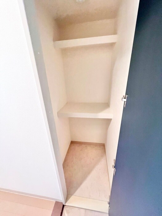 物件内観写真16　(靴箱)