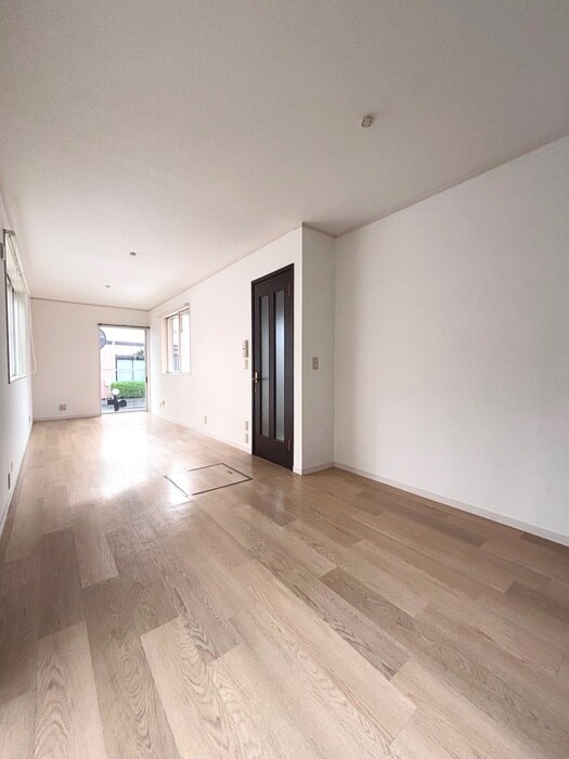 物件内観写真5　(居室)