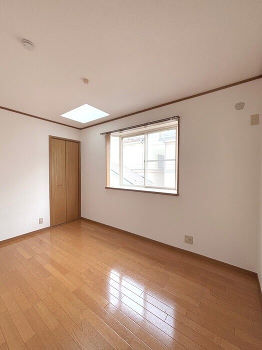 物件内観写真18　(居室)