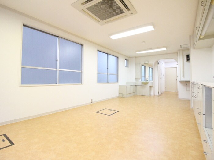 物件内観写真8　(内観写真)