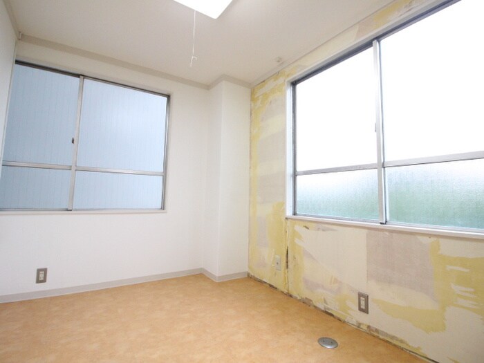 物件内観写真11　(内観写真)