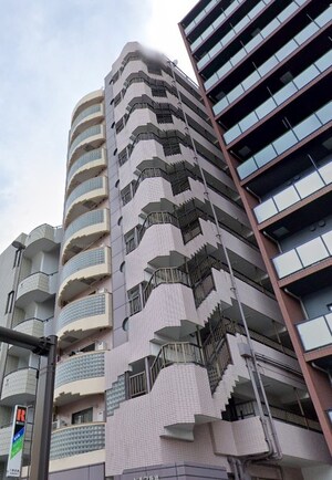 ドルフ板橋外観写真