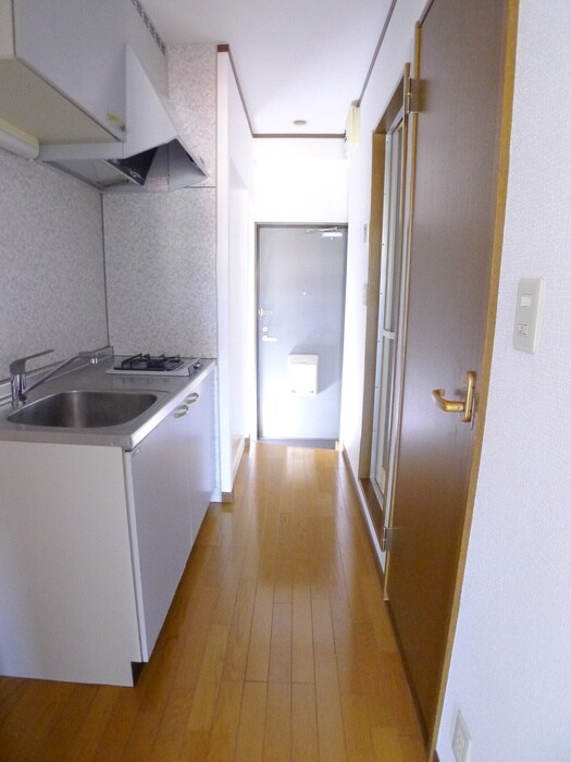 物件内観写真16　(廊下)