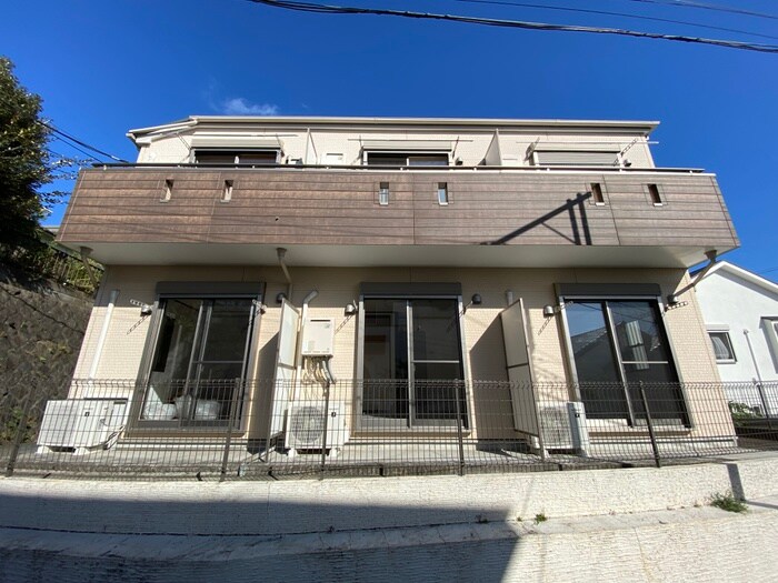 物件外観写真2　(外観写真)