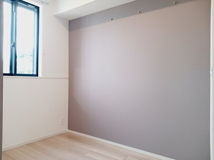 物件内観写真11　(室内からの展望)