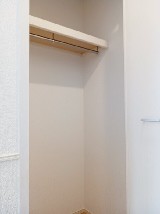 物件内観写真14　(収納)