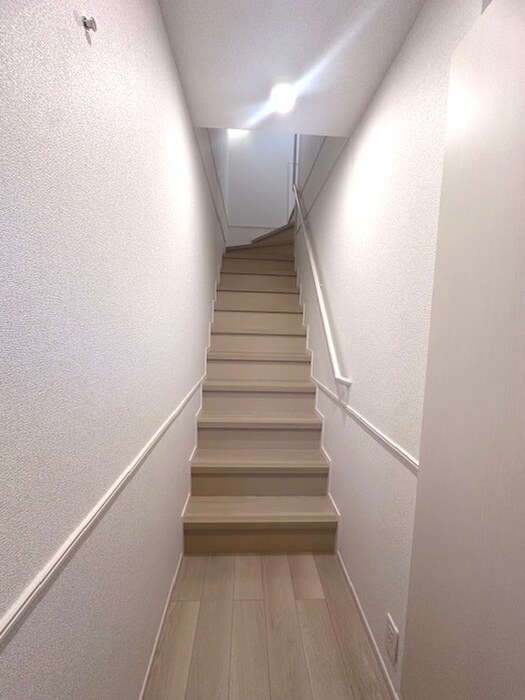 物件内観写真17　(廊下)