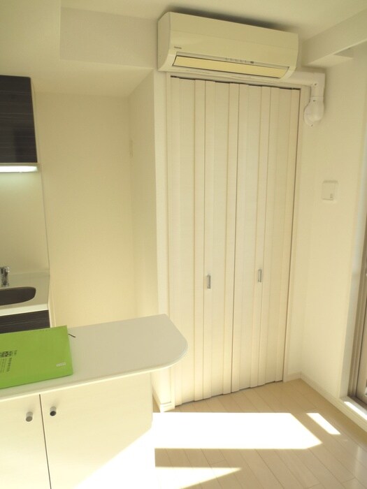 物件内観写真14　(収納)