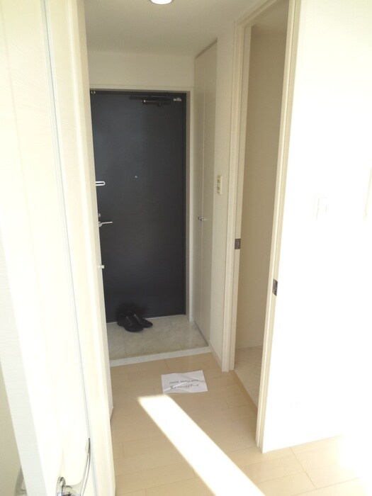 物件内観写真15　(玄関)