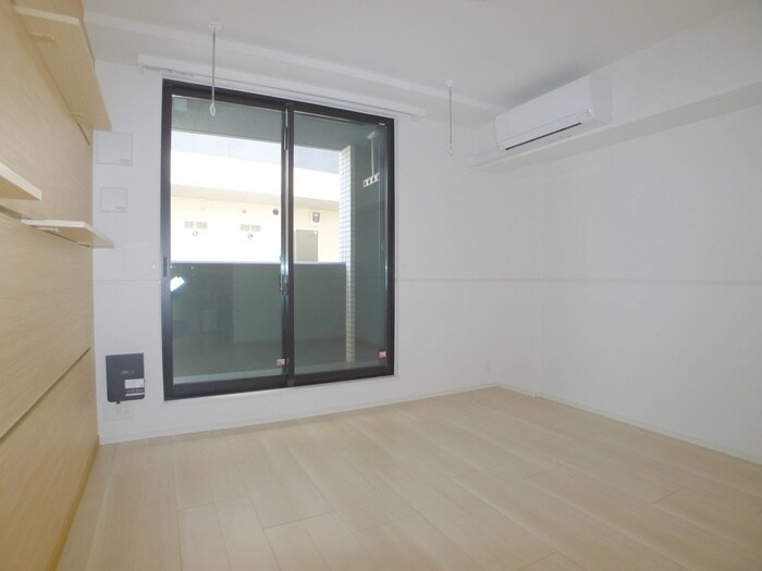 物件内観写真10　(室内からの展望)